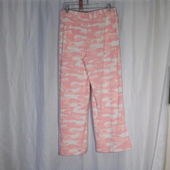 Secret Treasures Size L scoop neck elastic waist pink camo long sleeve pajama se - Picture 8 of 15